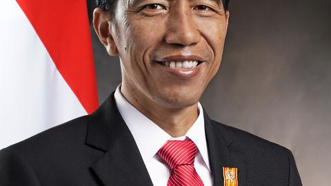 Jokowi: Isu Ijazah Operasi Politik Jatuhkan Reputasi