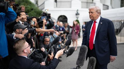 Trump Dakwa Bincang Denuklear dengan Rusia dan China