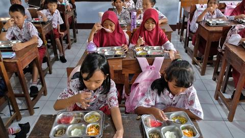 MBG Sistem Bufet: Murid Boleh Tambah Bahagian