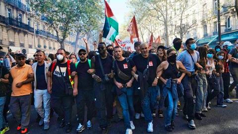 フランス全国動員10月17日：パリで催涙ガス、少なくとも272人拘束