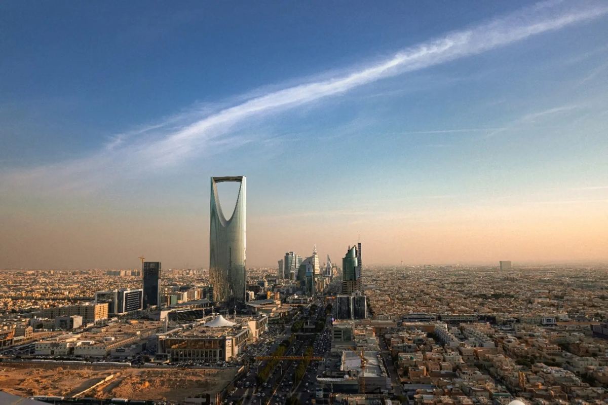 Arabia Saudí intercepta 4 drones hutíes dirigidos hacia Riad