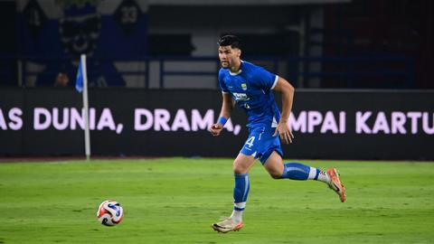 Persib 1-0力克Persik，Julio Cesar第77分钟破门
