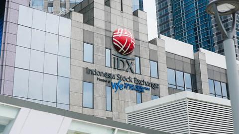 IHSG Pecah Paras Bawah 5.000 pada Pembukaan Isnin, Jatuh 4,3 Peratus