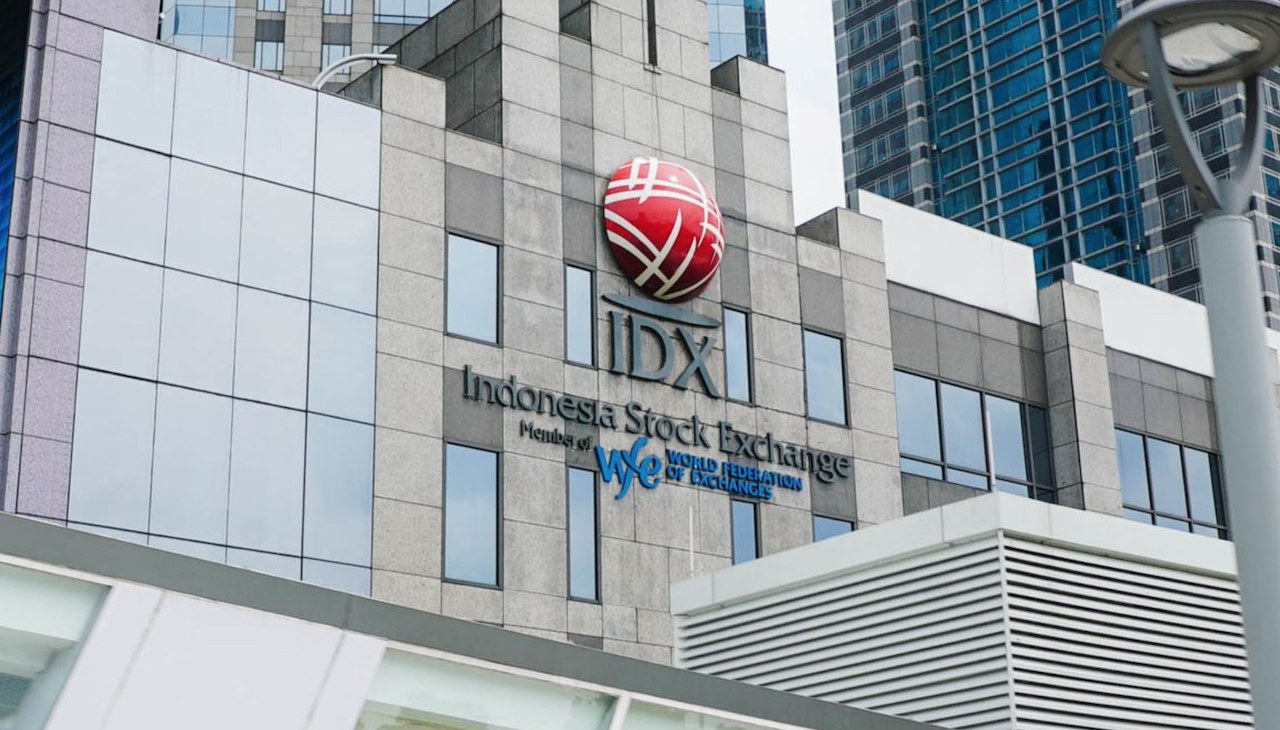 IHSG Pecah Paras Bawah 5.000 pada Pembukaan Isnin, Jatuh 4,3 Peratus