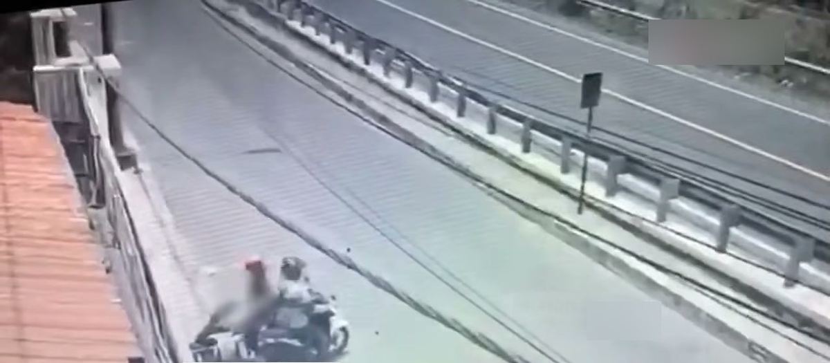 Robber Threatens Cianjur Teacher with Gun, Steals Beat Motorcycle