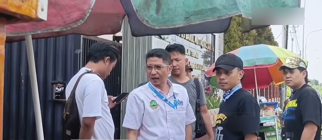 Robber Threatens Cianjur Teacher with Gun, Steals Beat Motorcycle