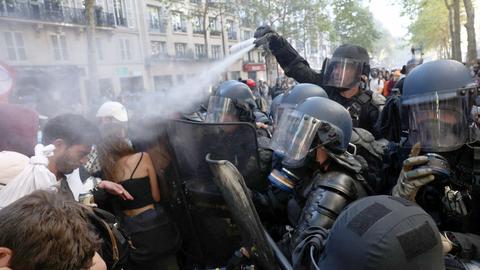 Lecornu Admits Security Lapses as Paris Bans Protests Ahead of Oct 24
