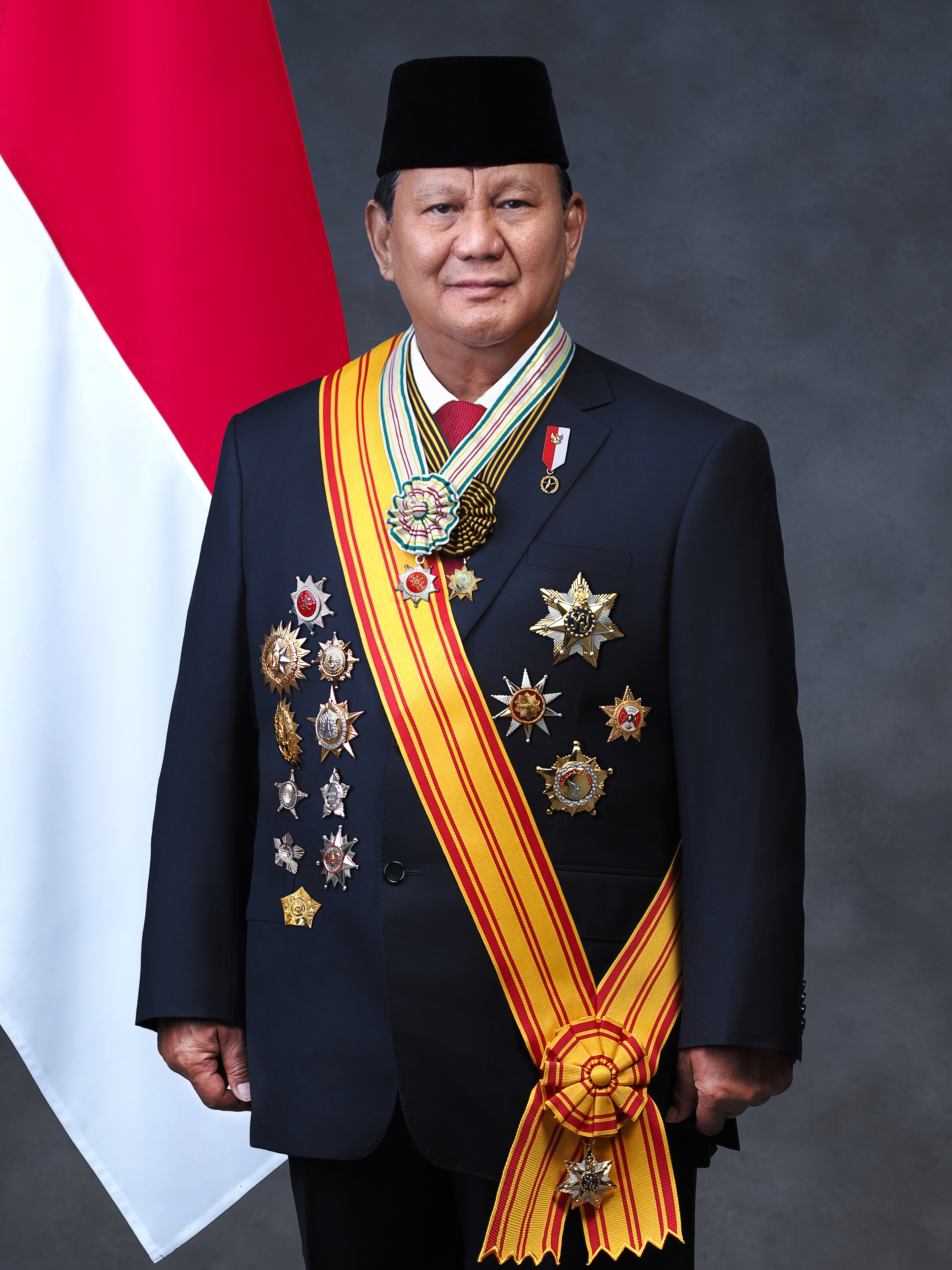 Prabowo: 'Mil amigos son demasiado pocos, un enemigo es demasiado'