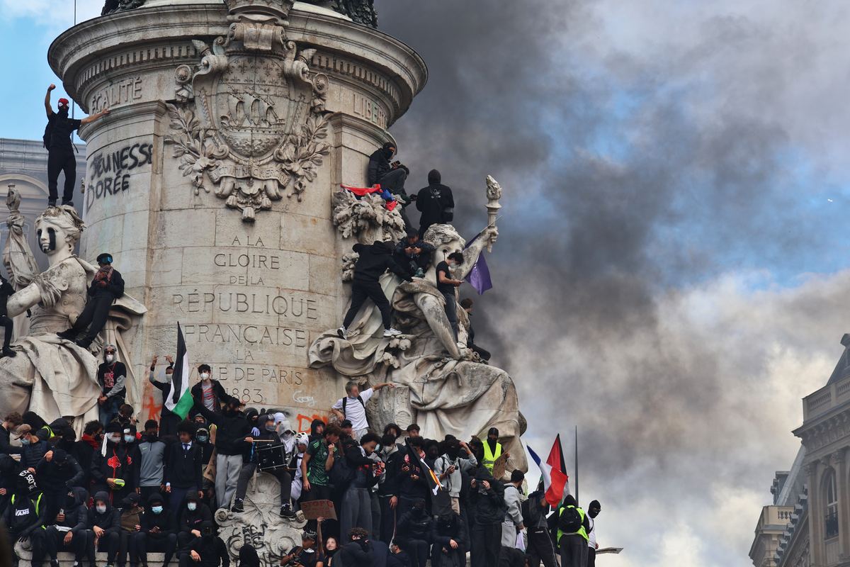 5,442 WNI di Perancis, Kemlu: Belum Ada yang Jadi Korban Demo