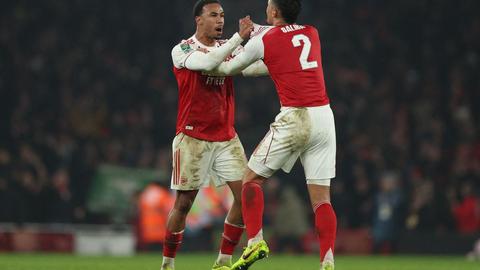 Gol Bek Arsenal Bawa The Gunners Taklukkan Everton 2-0