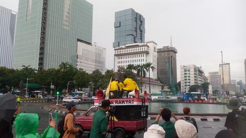 Pelajar Demo 2 Tahun Prabowo-Gibran: 5 Tuntutan Dibawa ke Jakarta