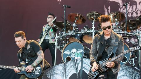 Avenged Sevenfold sacude el JIS: escenario de 12 metros y efectos de…