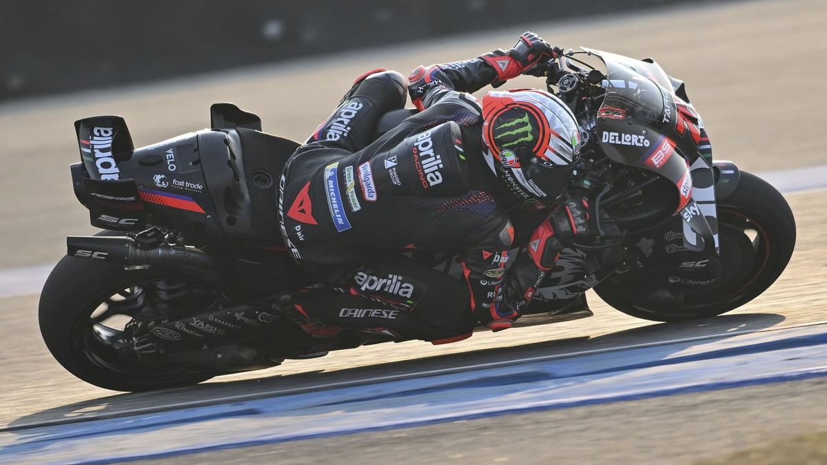 贝泽基夺得2026年MotoGP曼达利卡站冠军，阿普利亚包揽前四