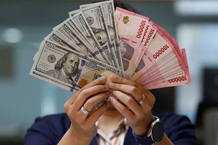 ドル対ルピア相場の確認方法:本日1USD=17,930ルピア