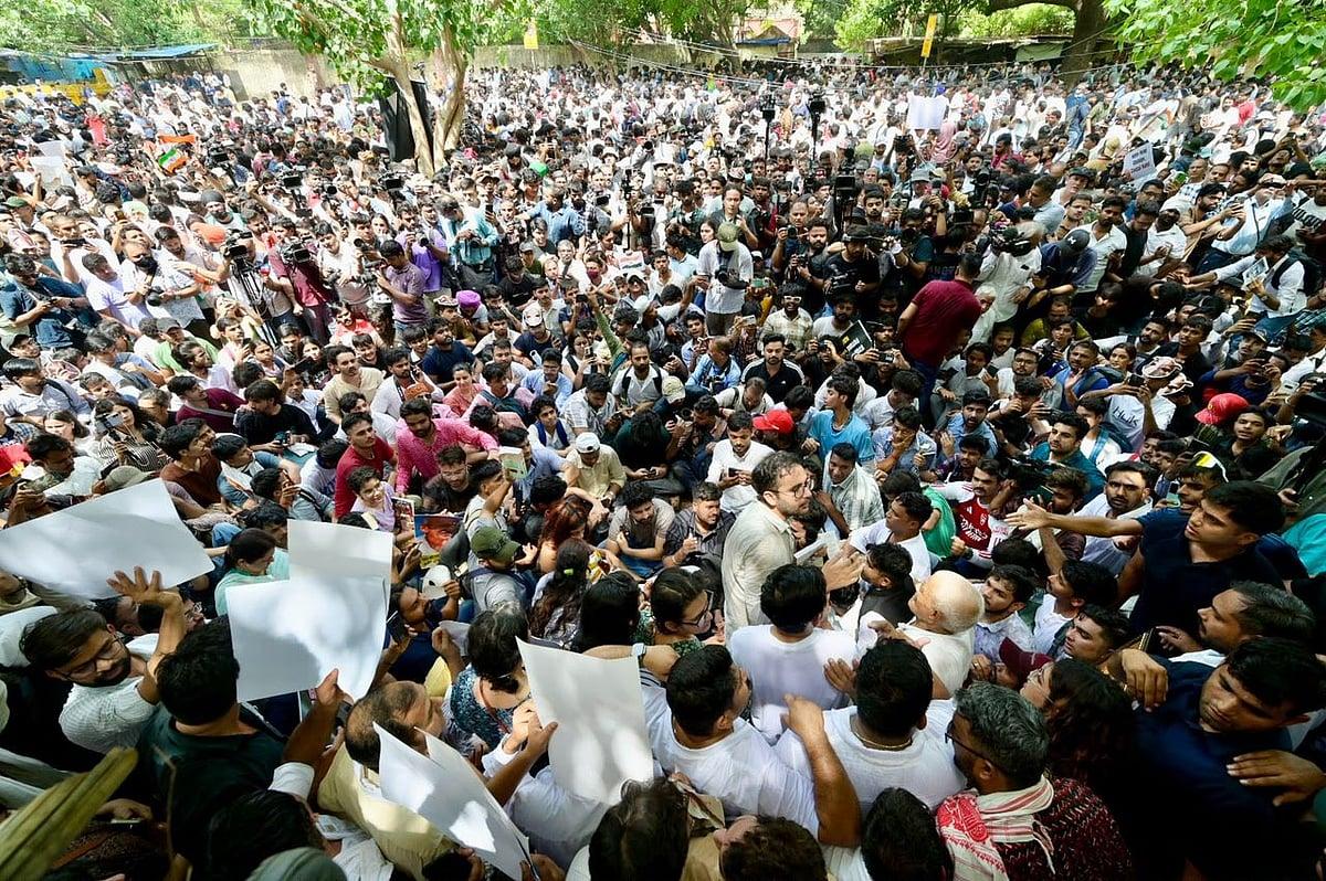 インドのZ世代抗議拡大、モディ政権にとって2014年以来最悪の危機