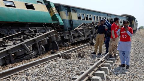 Déraillement de train à Multan : 14 wagons du Rahman Baba Express…