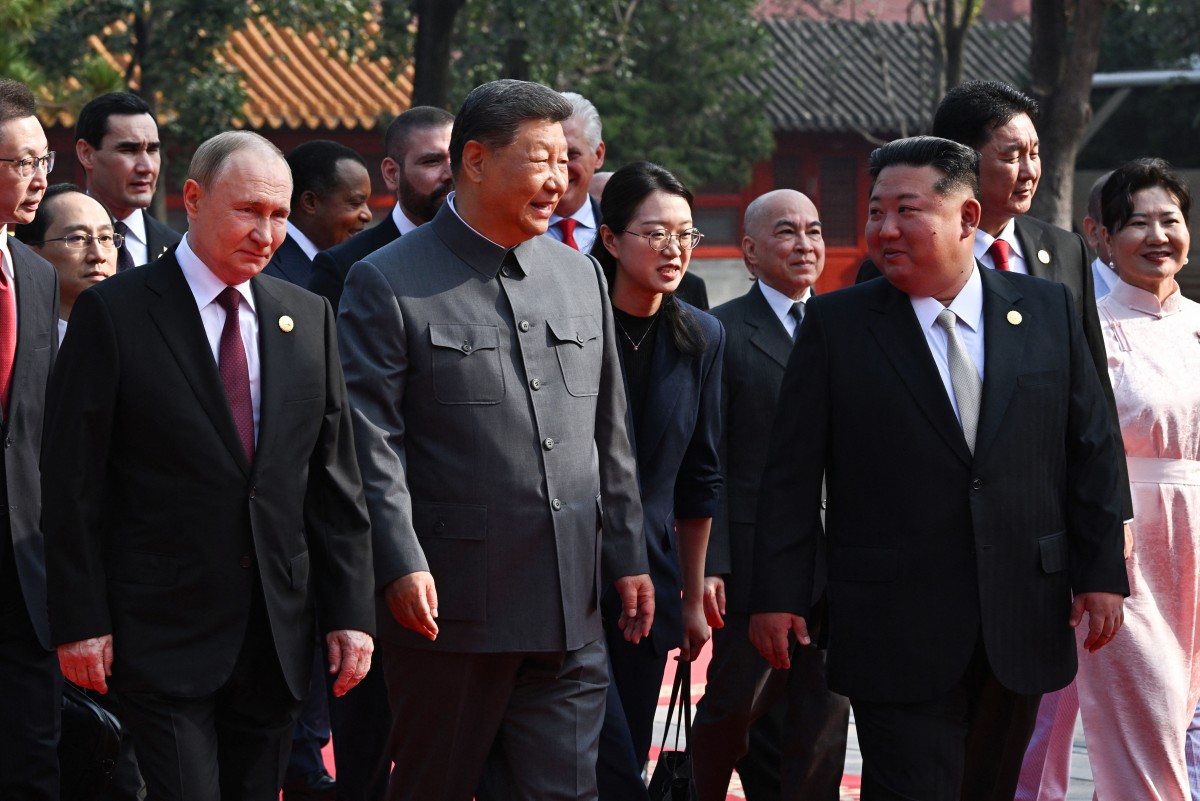 Kim Jong-un besucht China über die neue Yalu-Fluss-Brücke