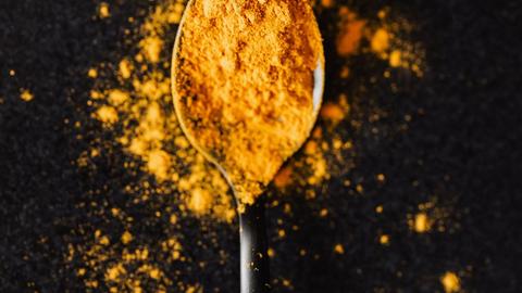 Bienfaits du curcuma pour la santé : des douleurs articulaires à…