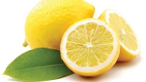 Les bienfaits du citron pour la santé : d’un cœur en bonne santé à…
