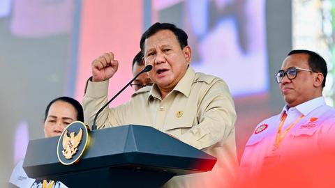 Prabowo Sasarkan Kredit Rp400 T untuk 28 Juta Keluarga