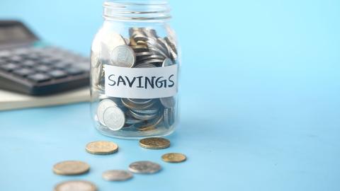 Conseils pour épargner avec la méthode 50/30/20 pour les débutants