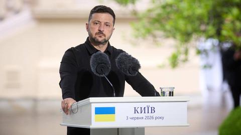Zelenskyy: Ucrania continúa atacando fábricas rusas, el cierre de la…